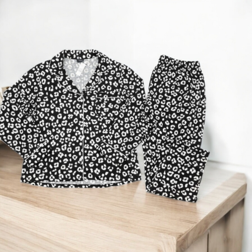 Kate Spade Long Sleeve Black/Pink Leopard Pajama Set, NWT - Picture 5 of 5